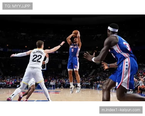 乔治小腿伤势恢复缓慢 76人锋线攻防两端出现真空